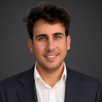 Roberto Rodrigo headshot